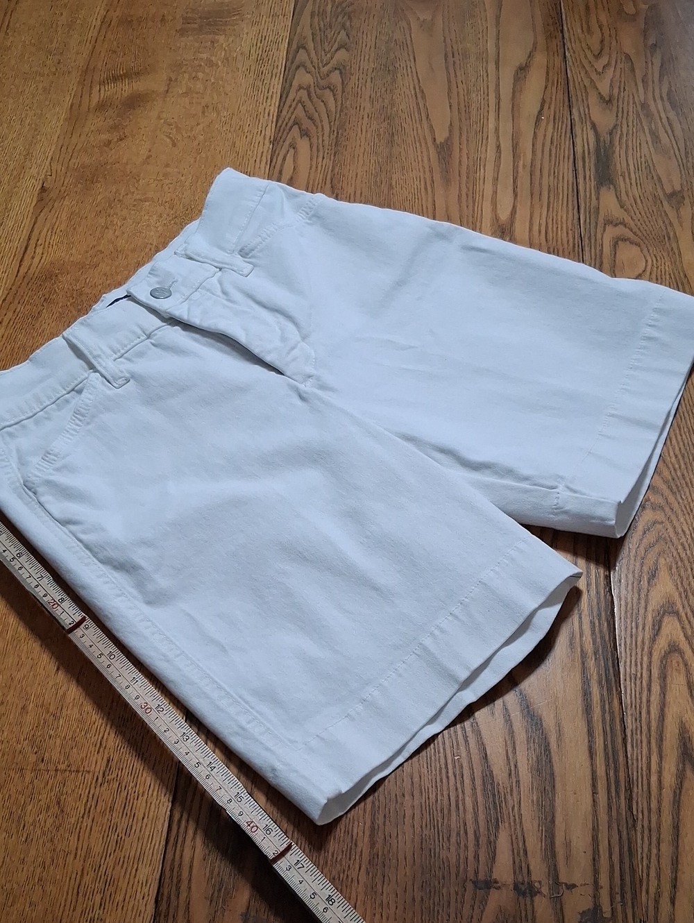 NYDJ Jean Shorts Womens 0P WHITE  CREAM LIFT TUCK CUFFED Denim Used Bermuda ?